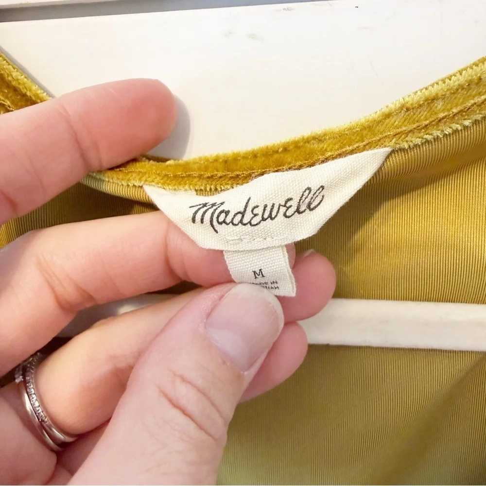 Madewell | Velvet Smocked Crossover Top in Egyptian Gold Size Medium